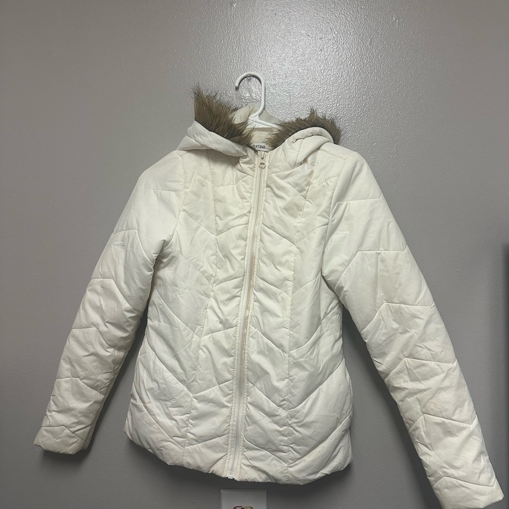 JustFab Cream Puffer Jacket with Faux Fur Hood